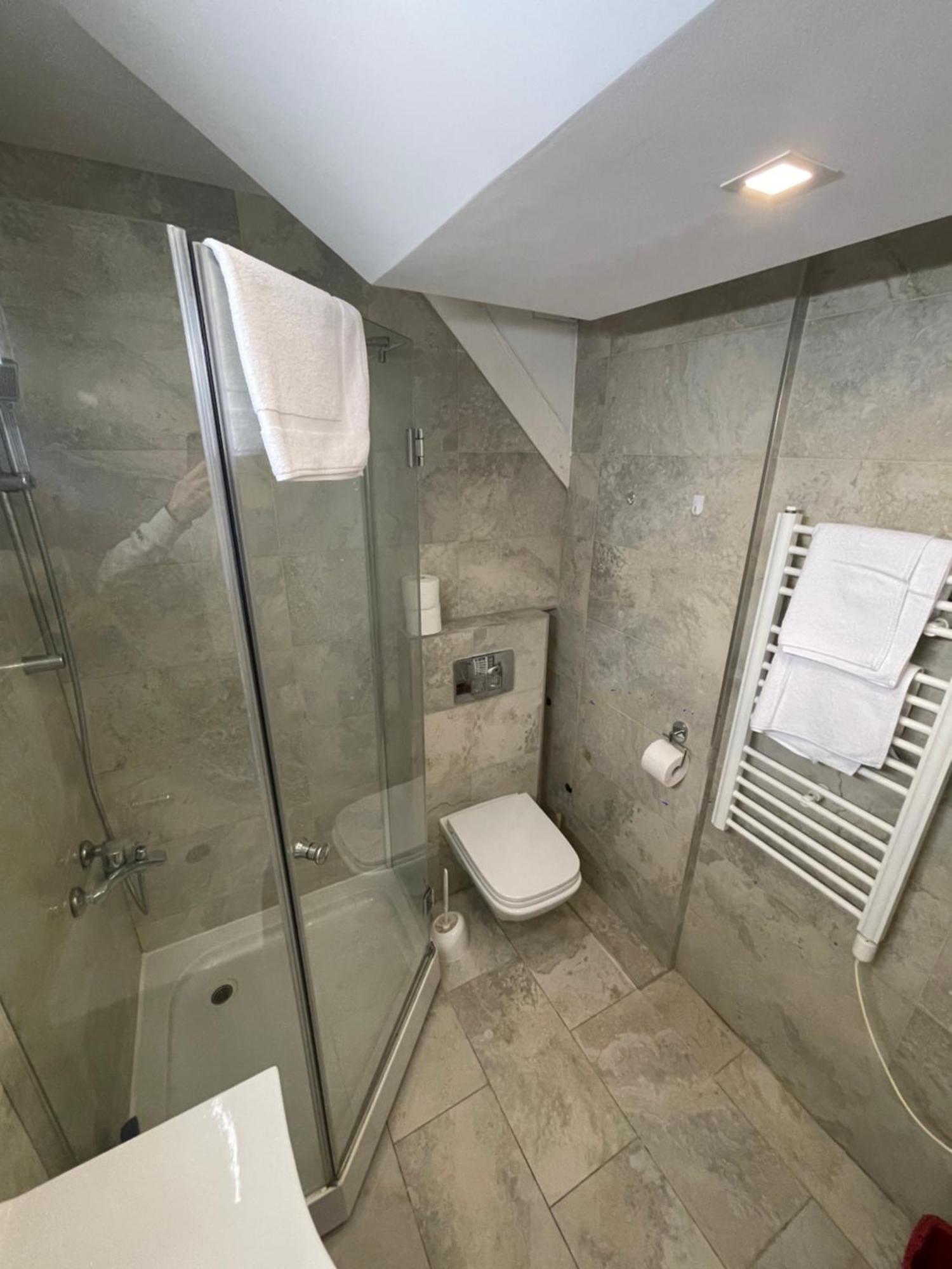 Double Bedroom Apartment In 贝尔格莱德 外观 照片